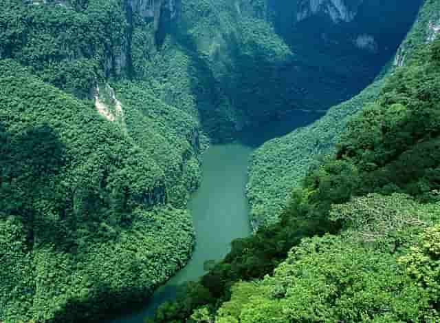 2021年江苏普通类本科：计划招生18万余人，分数线以上有20万余人