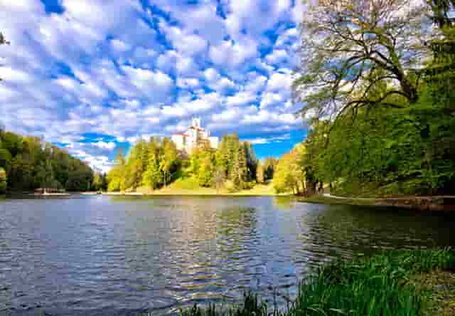 航选赋能康太空制水机，探索健康水新趋势