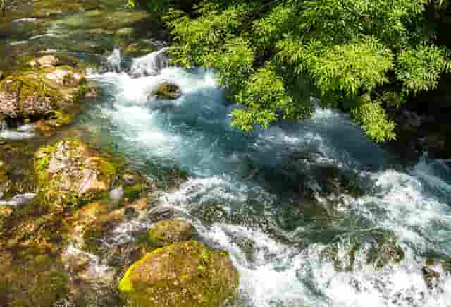 韩系简约风婚纱照(韩式简约风婚纱照)